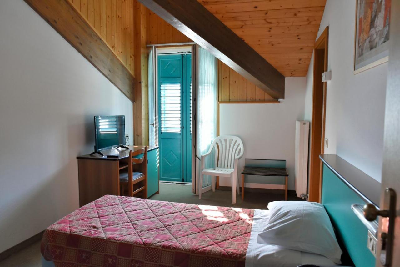 Hotel Bel Sit Comano Terme Exterior photo